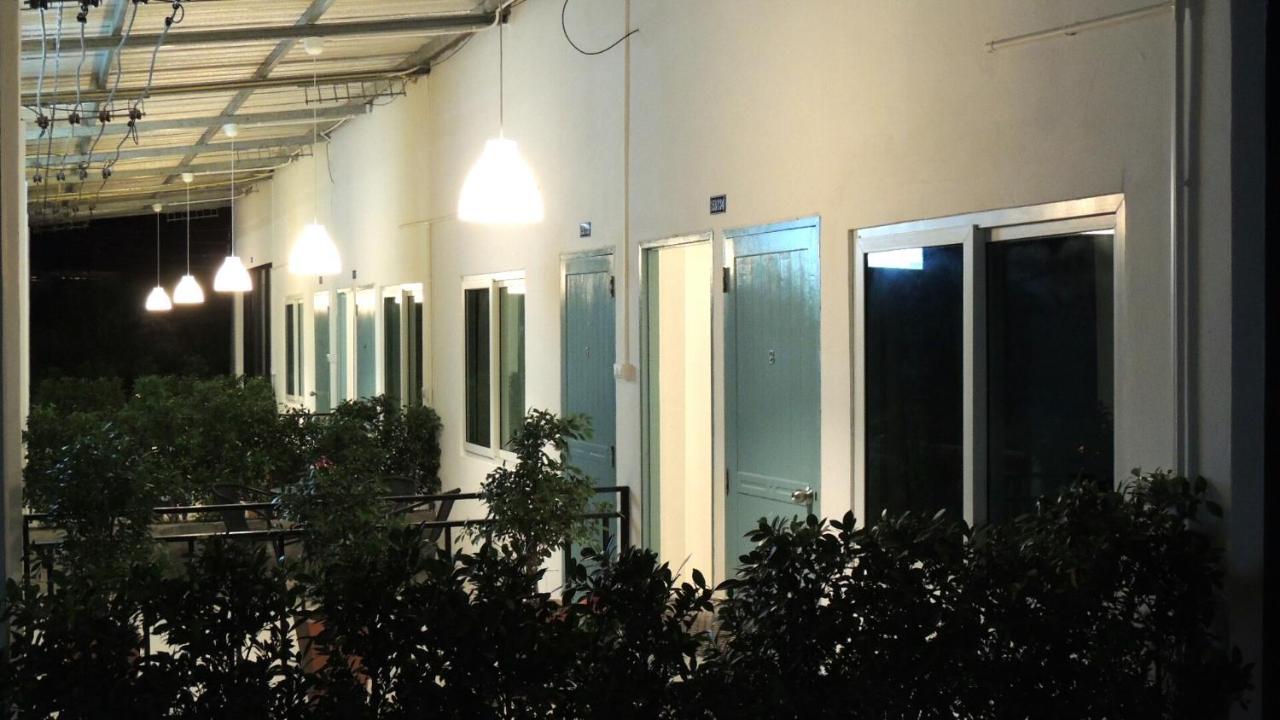 Bluemoon Studio Room サメット島 エクステリア 写真